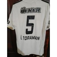 Beşiktaş 2011-2012 Sezonu İbrahim Toraman #5 Retro İç Saha Forması (Adidas) from adidas at Turkish Football Shop # 