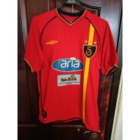 Orijinal Galatasaray 2002-2003 Umbro Kırmızı Forma – Aria & VakıfBank Sponsorlu (M) from  at Turkish Football Shop # 