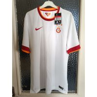 KOLEKSİYONLUK Galatasaray 2014-2015 Selçuk İnan #8 Beyaz Forma (Sıfır Etiketli - L Beden) from Nike at Turkish Football Shop # 