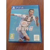 KOLEKSİYONLUK Cristiano Ronaldo (CR7) İmzalı FIFA 19 PS4 Oyunu from  at Turkish Football Shop # 