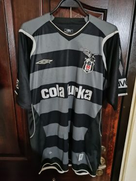 Beşiktaş 2007-2008 Away Jersey Umbro Cola Turka Original Grey Black L from  at Turkish Football Shop # 