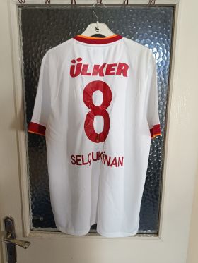 KOLEKSİYONLUK Galatasaray 2014-2015 Selçuk İnan #8 Beyaz Forma (Sıfır Etiketli - L Beden) from Nike at Turkish Football Shop # 