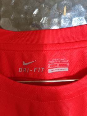 Galatasaray 2015-2016 Kırmızı Deplasman Forması - 4 Yıldızlı İlk Sezon (M Beden) from Nike at Turkish Football Shop # 