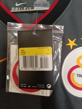 KOLEKSİYONLUK Galatasaray 2013-2014 Füme/Siyah Forma (Sıfır Etiketli - S Beden) from Nike at Turkish Football Shop # 