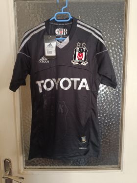 Koleksiyonluk 2012/13 Beşiktaş Toyota Sponsorlu 110. Yıl Özel Siyah Forma - S Beden from adidas at Turkish Football Shop # D03357