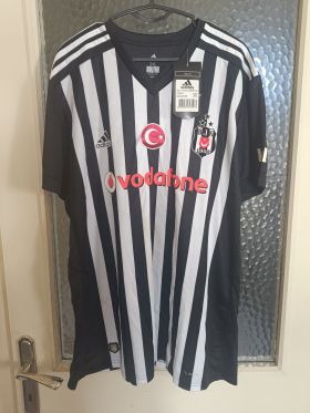 Koleksiyonluk 2017/18 Beşiktaş JK Vodafone Sponsorlu Çubuklu Forma - BNWT 2XL from adidas at Turkish Football Shop # 