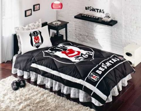 Besiktas Single Quilt from  at Turkish Football Shop # 