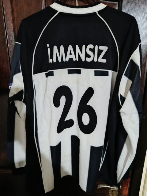 Beşiktaş 2003-2004 Sezonu İlhan Mansız #26 Retro Çubuklu Forma (Uzun Kollu - Puma) from Puma at Turkish Football Shop # 