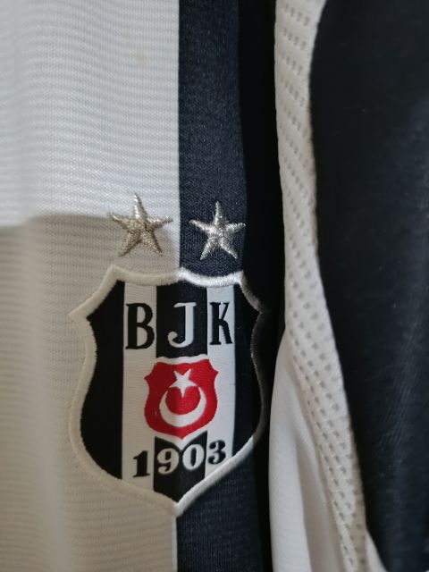 Beşiktaş 2006-2007 Sezonu Mert Nobre #11 Retro Çubuklu Forma (Umbro) from  at Turkish Football Shop # 