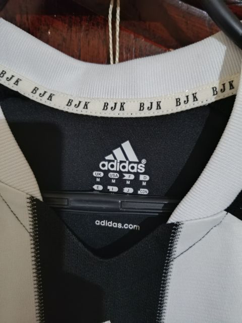 Orijinal Beşiktaş 2011-2012 Adidas Çubuklu Forma – GUTI #14 (M Beden) from adidas at Turkish Football Shop # 