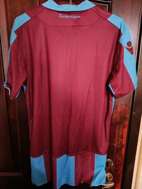Orijinal Etiketli Trabzonspor 2018/2019 Macron İmzalı Maç Forması (L Beden) from  at Turkish Football Shop # 