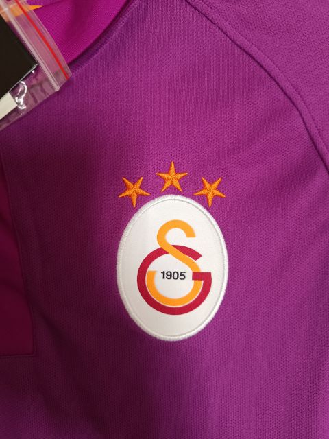 KOLEKSİYONLUK Galatasaray 2014-2015 Mor Alternatif Forma (Sıfır Etiketli - L Beden) from Nike at Turkish Football Shop # 
