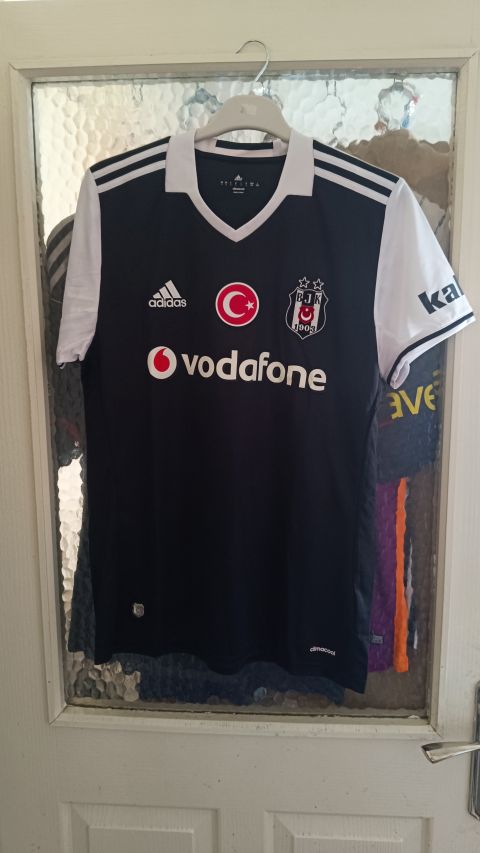 Beşiktaş 2016-2017 İç Saha Forması – Vincent Aboubakar #9 from adidas at Turkish Football Shop # 