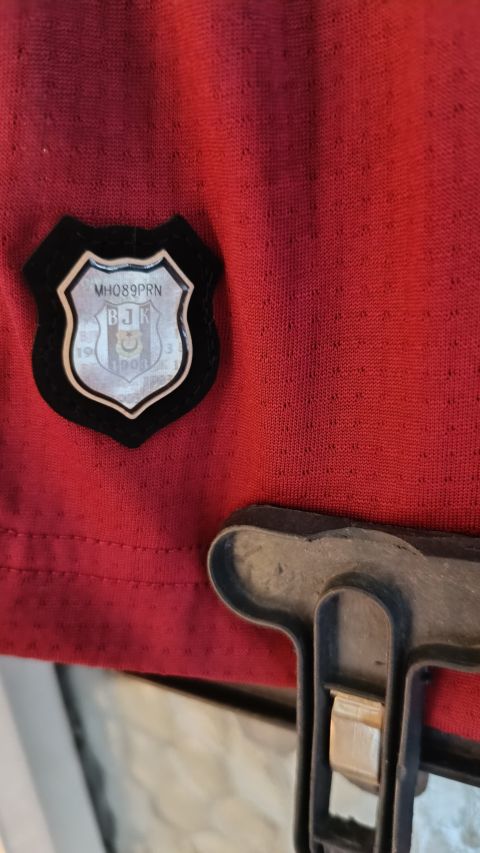 Orijinal Etiketli Beşiktaş 2016/2017 Atiba Hutchinson #13 Bordo Forma (L Beden) from adidas at Turkish Football Shop # 